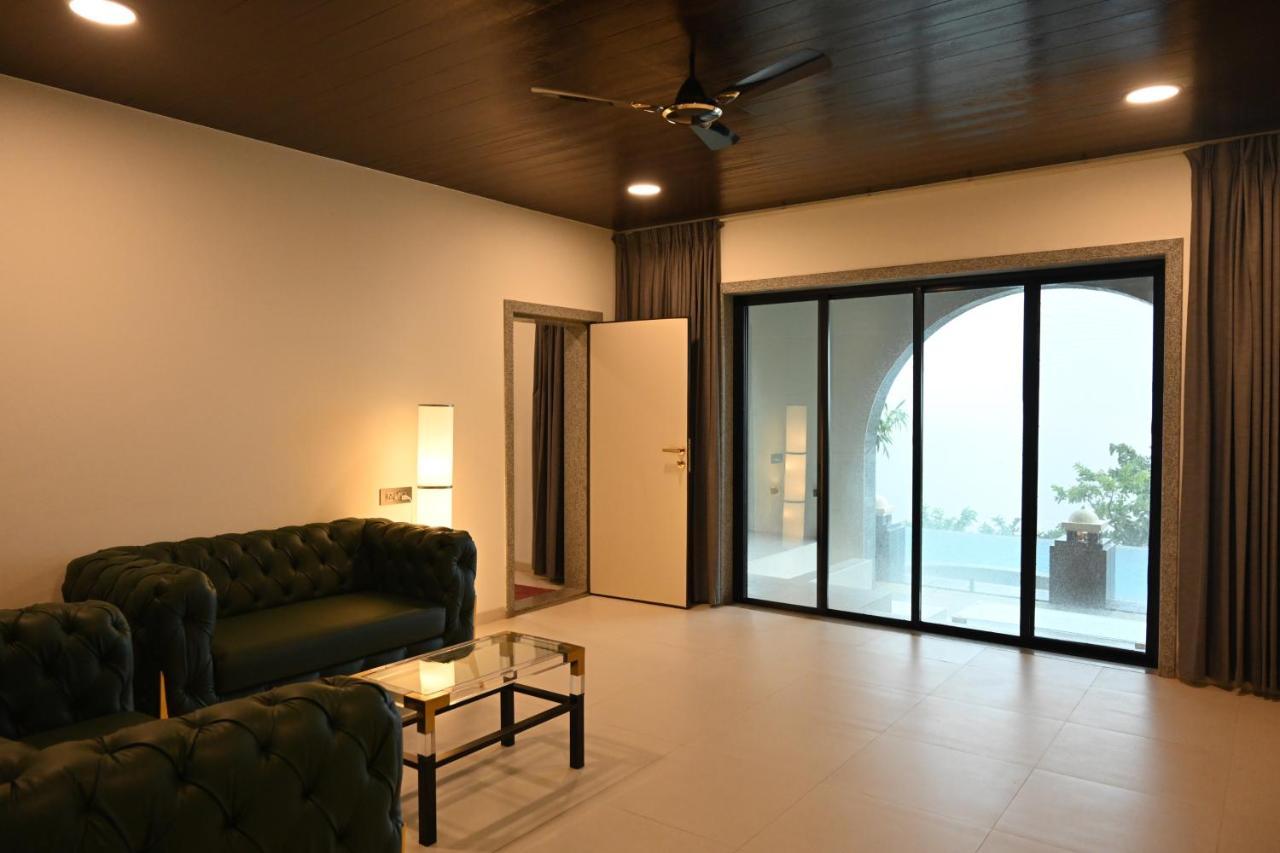 The Green Gate Resort Mulshi Exteriör bild
